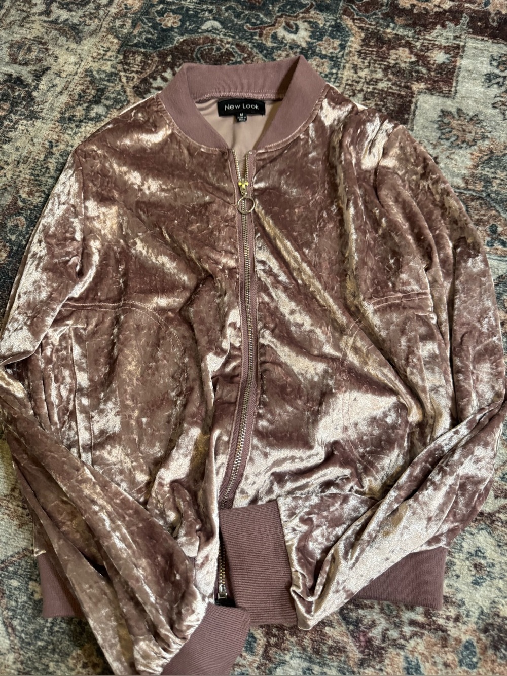 New Look Velvet Bomber Jacket - Dusty Rose